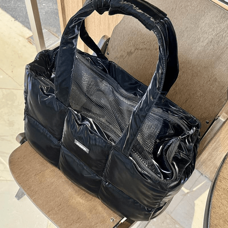 Pet Carrier Outing Stylish Portable Handbag For Pet Under 6.6 lbs -